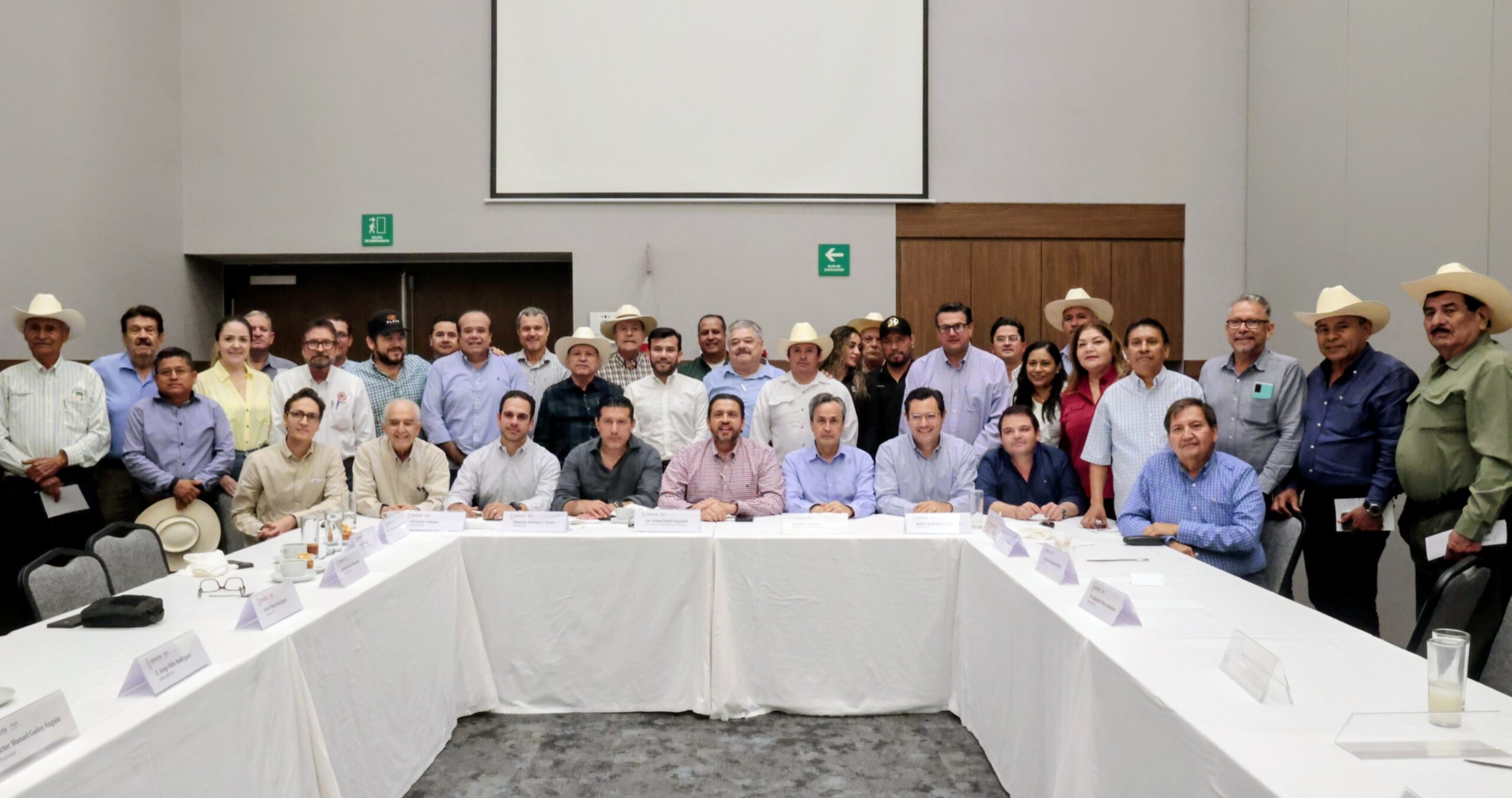 Liderazgos de Sinaloa, Grupo GPO y Gobiernos Federal y Estatal coinciden en armonizar beneficios de planta de amoniaco para agricultura, con justicia social para habitantes de la región