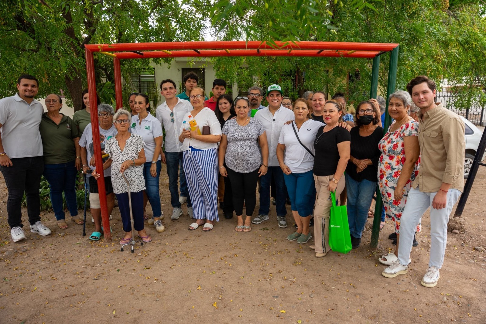 Ricardo Madrid apuesta por el contacto directo con la ciudadanía y la reforestación en su recorrido por Sinaloa