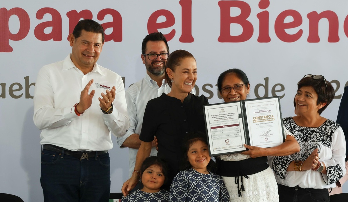 Claudia Sheinbaum entrega Vivienda para el Bienestar en Puebla; se beneficiará a 12 millones de familias en México