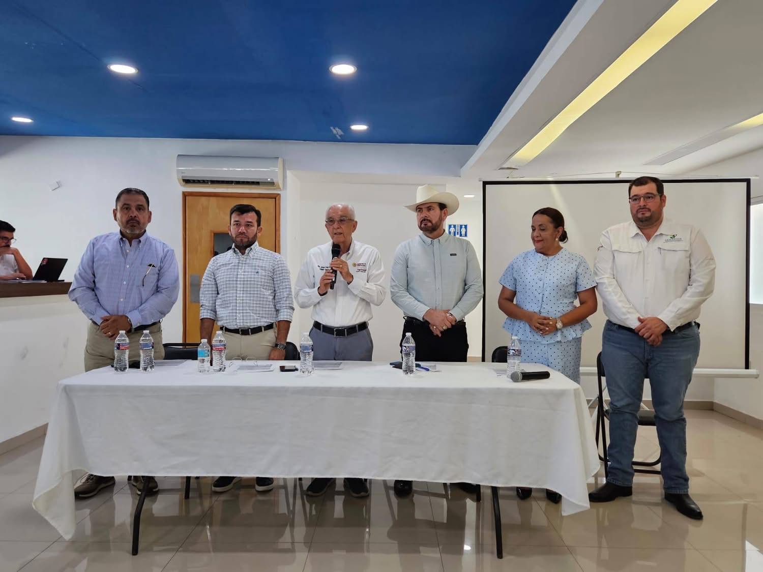 Unión Ganadera Regional de Sinaloa es sede de una capacitación regional sobre el Sistema Informático de Sanidad e Inocuidad Agroalimentaria.