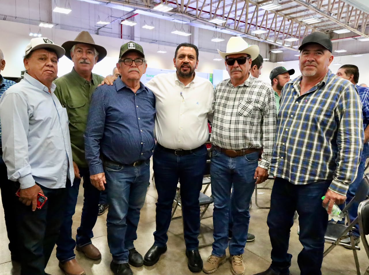 Acuerda Bello Esquivel con liderazgos de productores, ajustar detalles esta semana para generalizar el pago de los 400 pesos del maíz