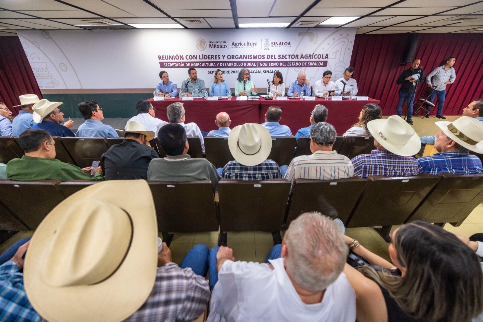 Da inicio la primera reunión del Gabinete Federal con la Secretaria de SADER en Sinaloa; compromisos de la Presidenta Claudia Sheinbaum
