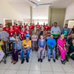 Cadena Comercial Oxxo entrega víveres al Asilo de Ancianos