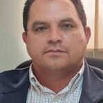 El profesor Sandro Alonso Navarro Montoya realizó la tarde del sábado su registro ante Morena para participar en el proceso interno para la definición de la Coordinación Distrital Federal de los Comités de Defensa de la Transformación y la Soberanía Nacional en el Distrito 03.