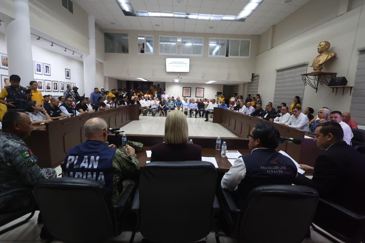 El Consejo Municipal de Protección Civil coordinó medidas preventivas; durante la sesión se advirtió sobre lluvias intensas para domingo y lunes en el sur de Sinaloa.