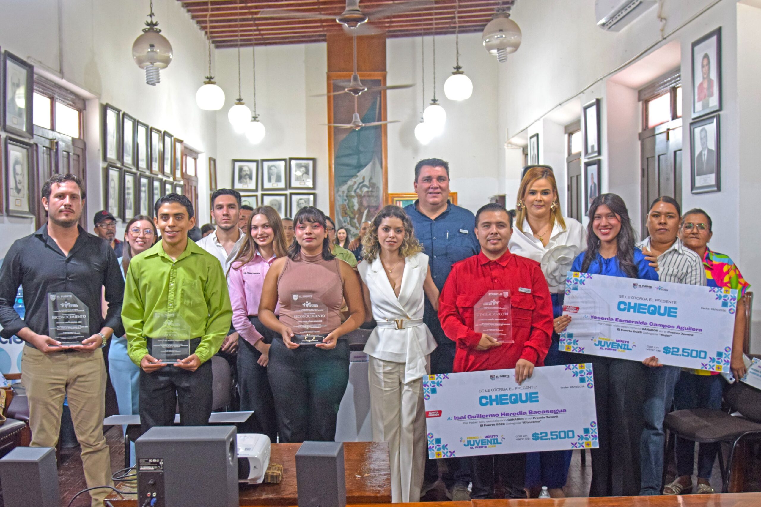Gobierno de El Fuerte celebra el talento de sus jóvenes con el Premio Juvenil 2026.
